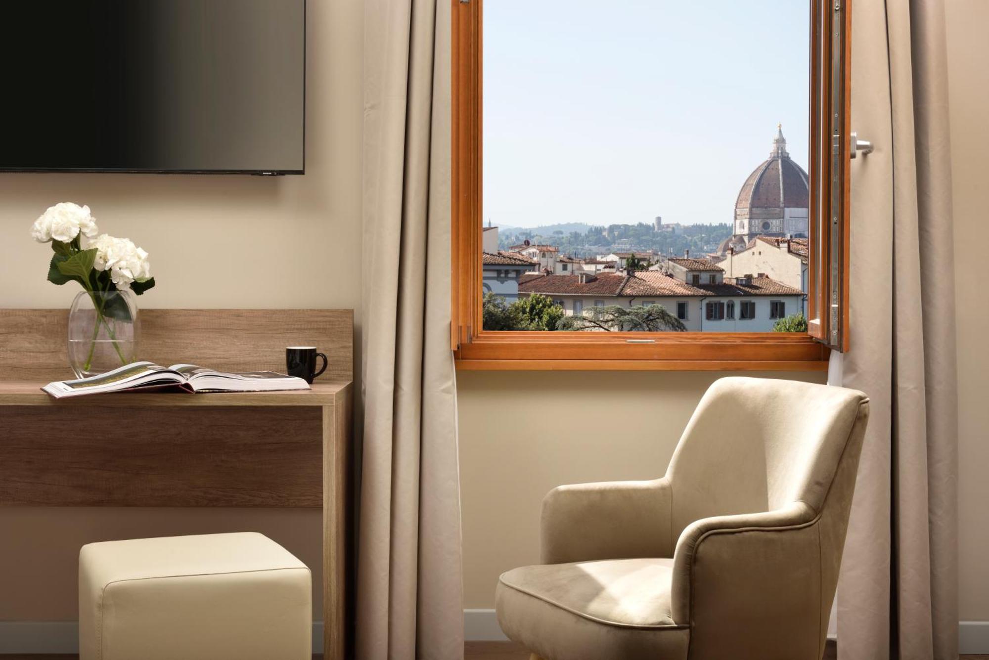 Essence Hotel Florencia Exterior foto